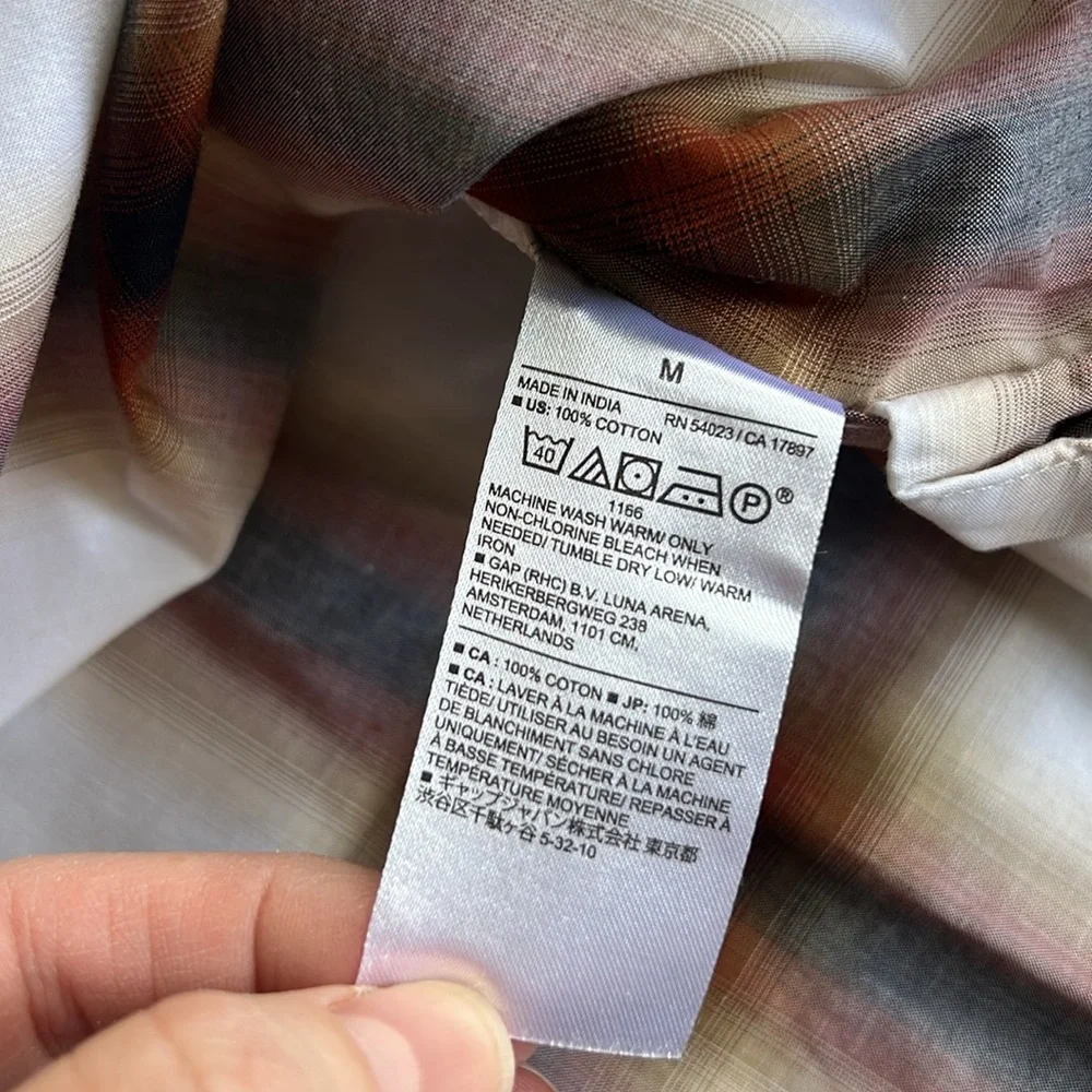 Banana Republic Plaid Button-Up Shirt